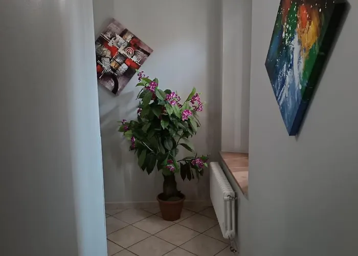 Albergo Onlysleep * Parma